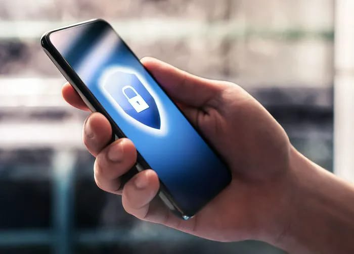 holding-smartphone