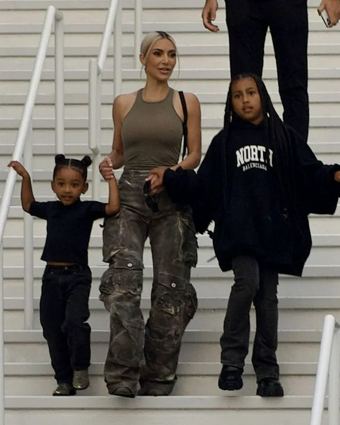 kim kardashian with chicago and north west