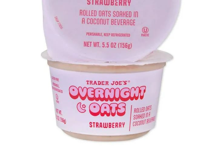 strawberry overnight oats