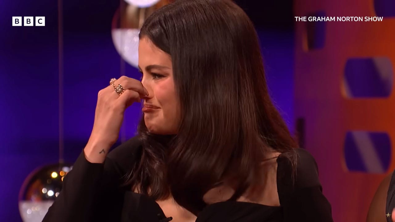 Selena Gomez cries on The Graham Norton Show