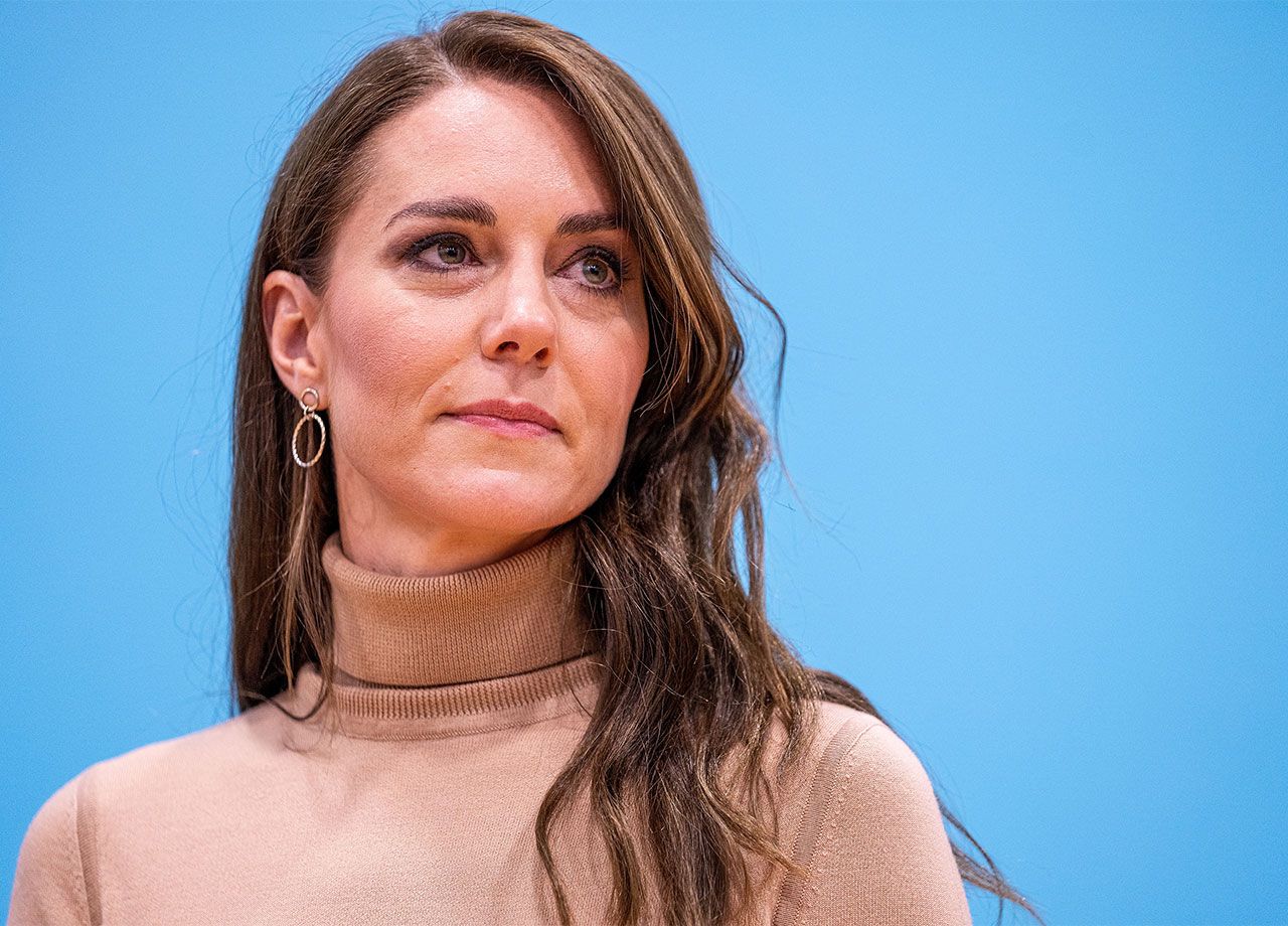 Kate Middleton brown turtleneck sweater