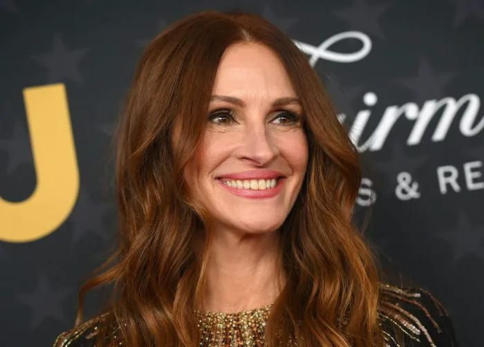 Julia Roberts wearing a beaded sequin dress