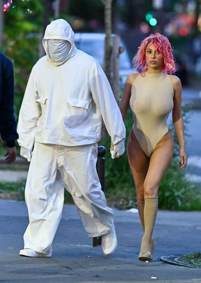 kanye west bianca censori