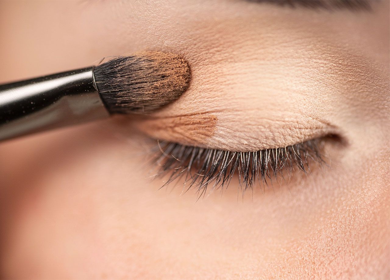 matte-brown-eyeshadow