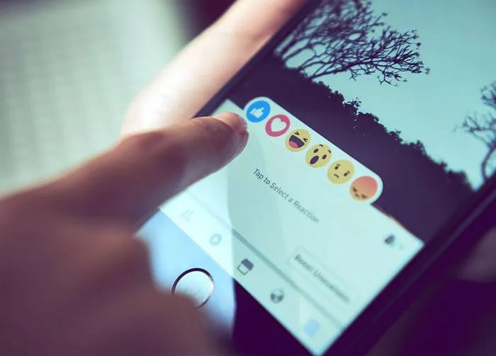reacting-social-media