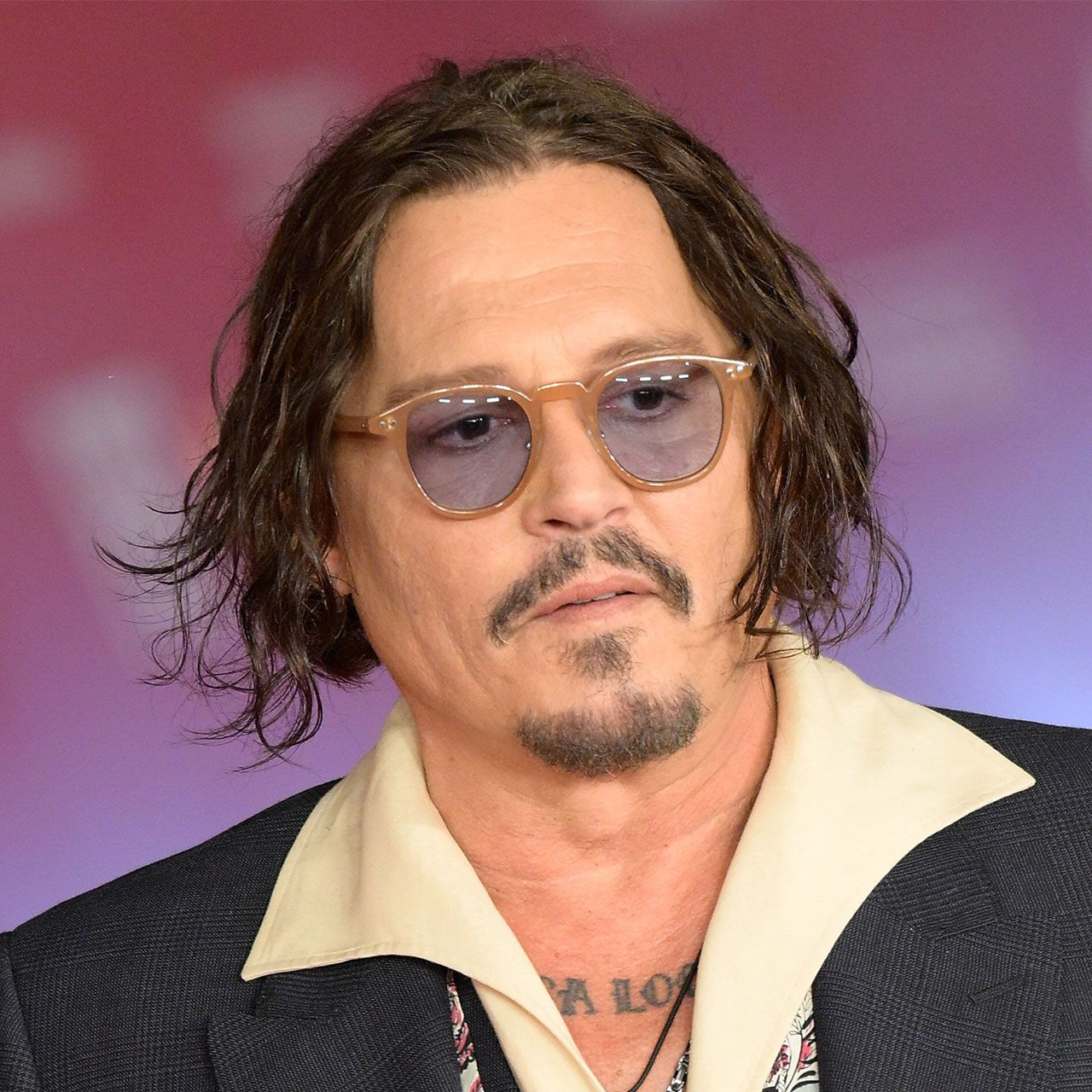 Johnny Depp Looks Unrecognizable In Silver Hair, Beard, And Blue Eyes As He  Films 'Day Drinker': 'It's A Good Look'