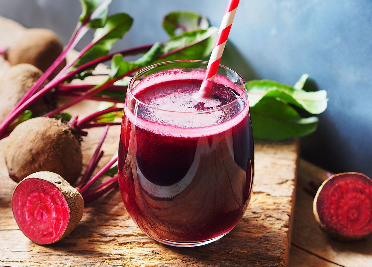 beetroot juice in glass