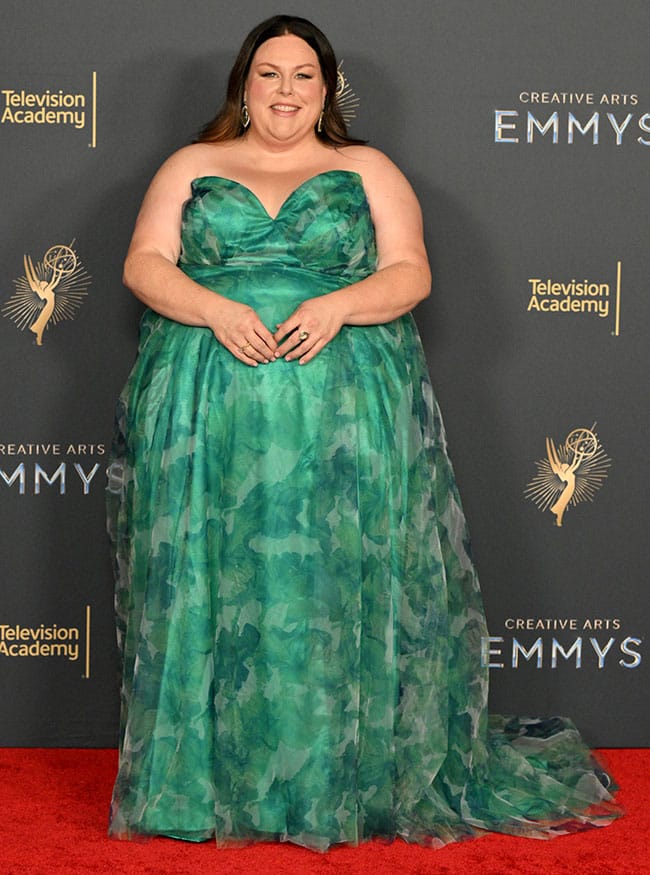 Chrissy Metz Flaunts Her Weight Loss At The Creative Arts Emmys - SHEfinds Chrissy Metz Flaunts Her Weight Loss At The Creative Arts Emmys - SHEfinds