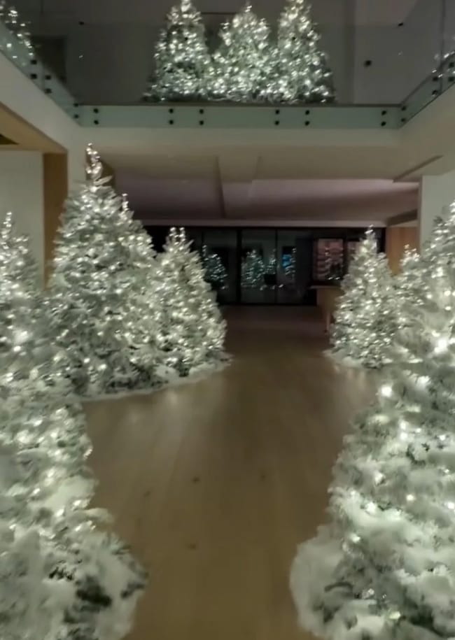 kim kardashian christmas trees