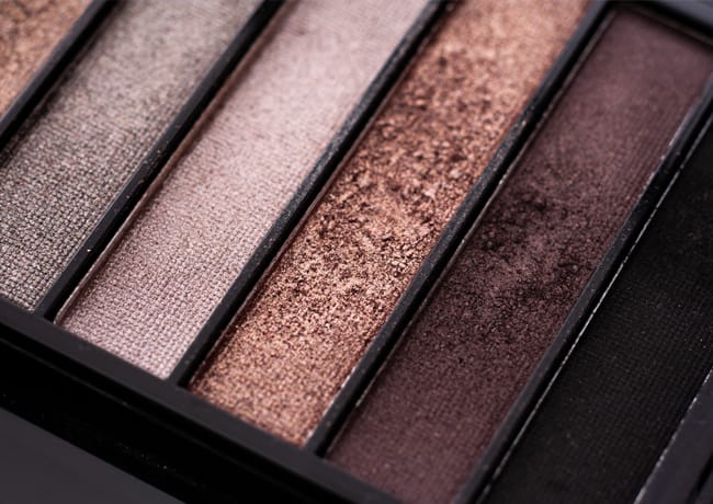 dark-eyeshadow