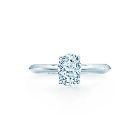 E - Oval Image from SHEfinds