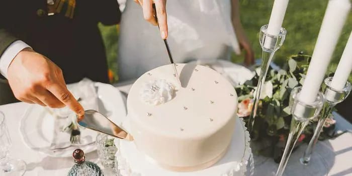 "Wedding fail photo"