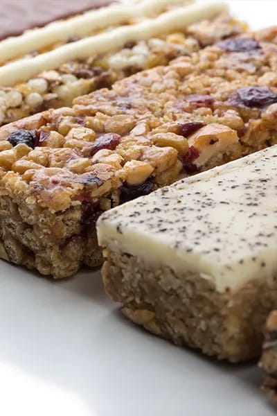 The Best Protein Bars For A Flat Stomach