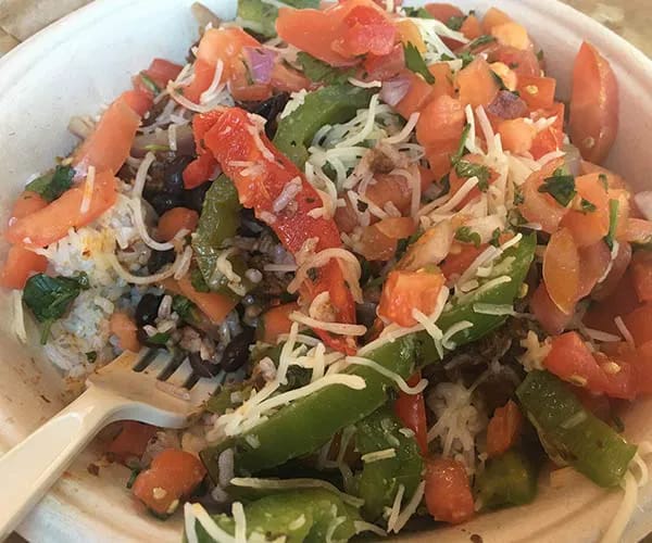 Chipotle Chicken Quinoa Burrito Bowl burrito bowls weight loss