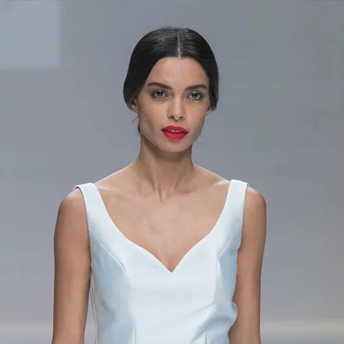 <h3>6. Red Lips</h3> Red Lips