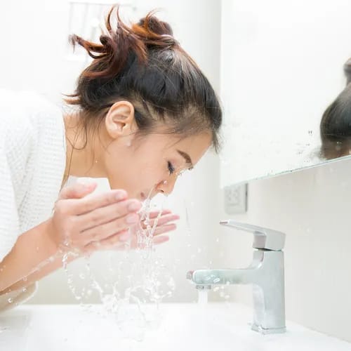 <h2>Why Dermatologists Love The Best Drugstore Face Exfoliator For Aging Skin</h2> best drugstore face exfoliator for aging skin