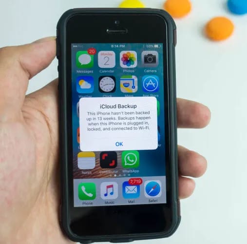 "iCloud backup tips graphic"
