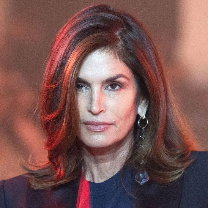 Cindy Crawford reveals natural beauty without makeup at 57.