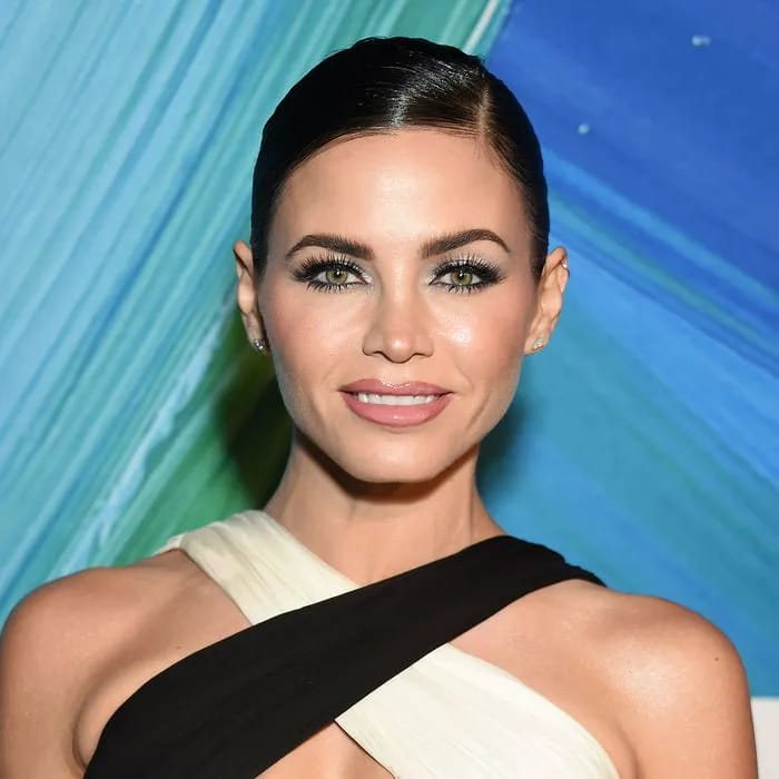 Jenna Dewan at the amfAR Gala Los Angeles 2021.
