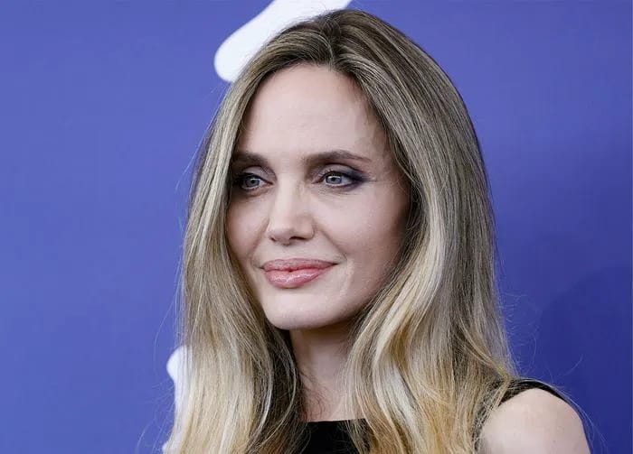 angelina jolie