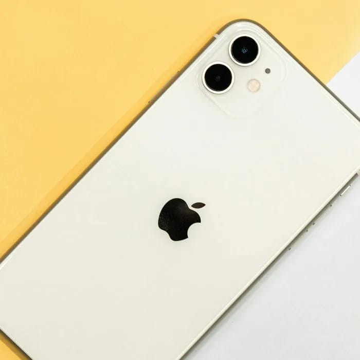 white-iphone