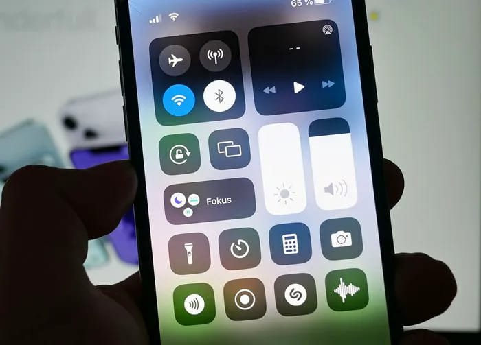 iphone-brightness