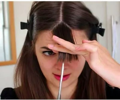 How to Use Thinning Shears on Bangs: Expert Tips for Perfect Texture