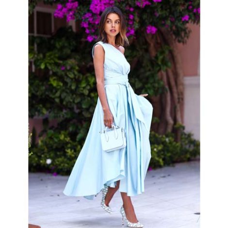 Stunning Mother Of The Bride Outfits For Warm Spring Weddings - SHEfinds