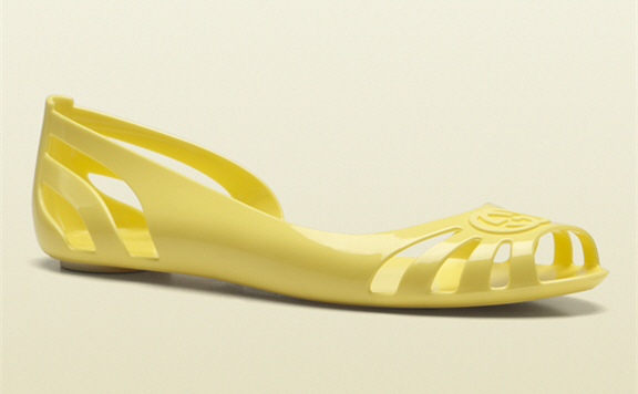 Gucci 'Marola' interlocking G flat sandal SHEfinds