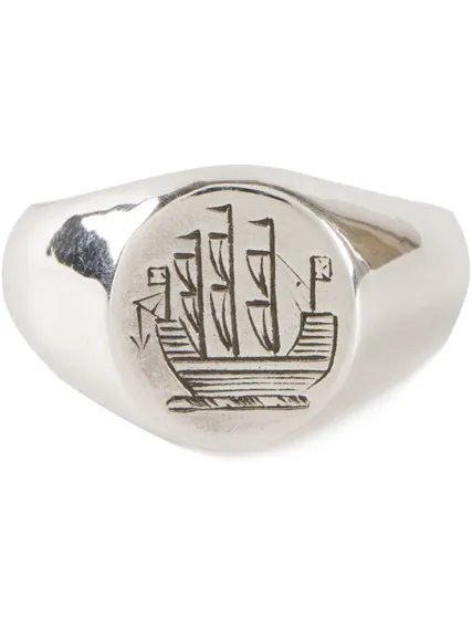 Ship ring design with nautical theme by Henson.