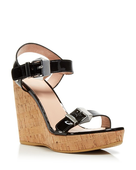 Stuart Weitzman Wedge Sandals | Celebs Wearing Stuart Weitzman Wedge ...