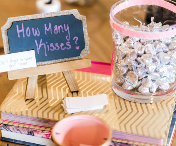 8 Bridal Shower Games That Aren T Lame Shefinds,Queen Size Comforter Dimensions Cm