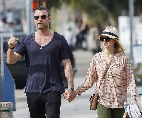 Naomi Watts and Liev Schreiber Ariana Grande at the Golden Globes
