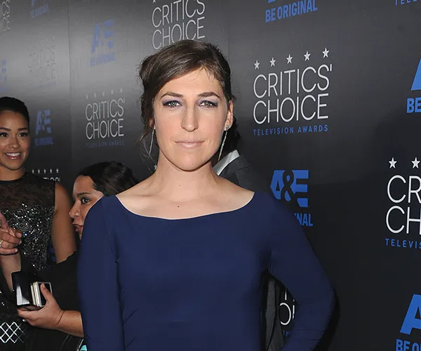 Mayim Bialik Image from SHEfinds