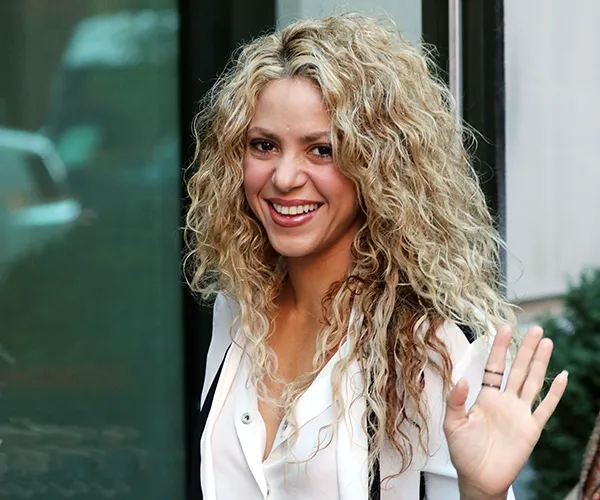 Shakira Image from SHEfinds