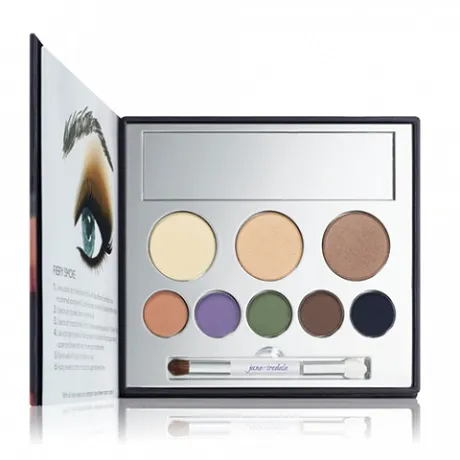 Jane Iredale In the Blink of a Smoky Eye Kit Image from SHEfinds