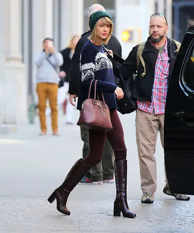 Taylor Swift Image from SHEfinds