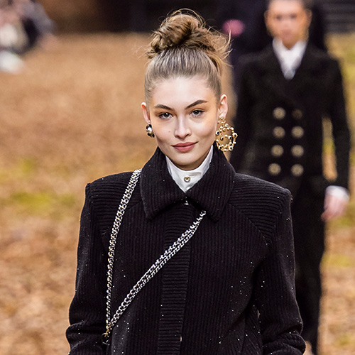How To Create The Perfect Ultimate Messy Bun–As Seen On The Chanel ...