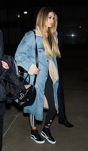 celebrities wearing vans old skool