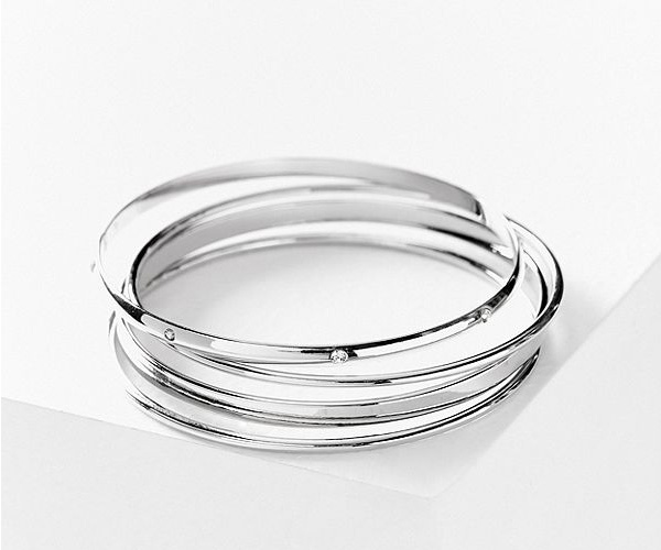 silver stacked bangle bracelets