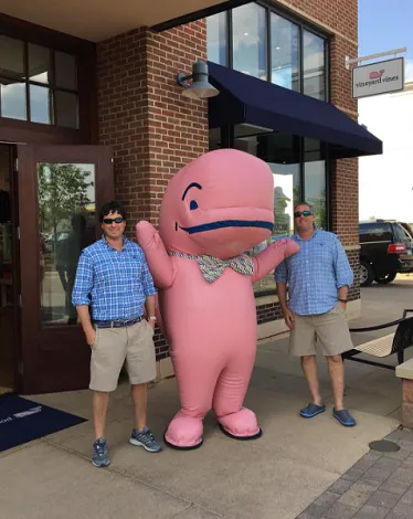 Vineyard Vines was started by two brothers. Image from SHEfinds