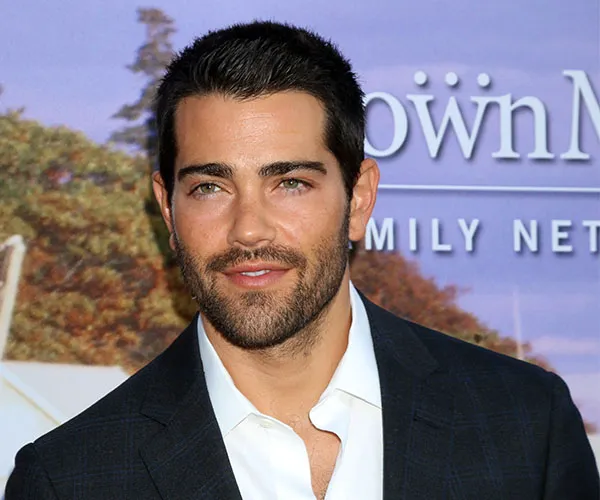 Jesse Metcalfe Image from SHEfinds