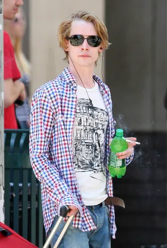 Macaulay Culkin Image from SHEfinds