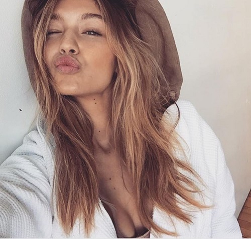 Gigi Hadid no makeup