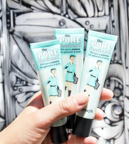 They believe beauty should be fun. Image from SHEfinds