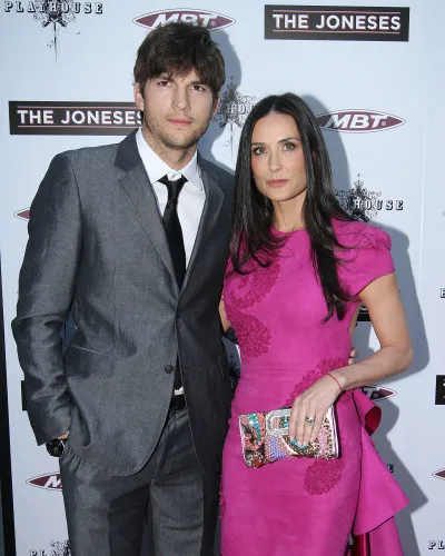 Demi Moore and Ashton Kutcher Image from SHEfinds