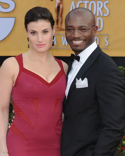 Idina Menzel and Taye Diggs Image from SHEfinds