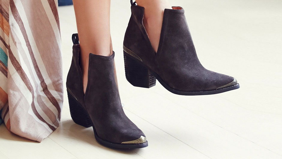 Boots You Can Wear Hot Or Cold - SHEfinds