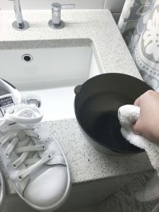 cleaning white sneakers