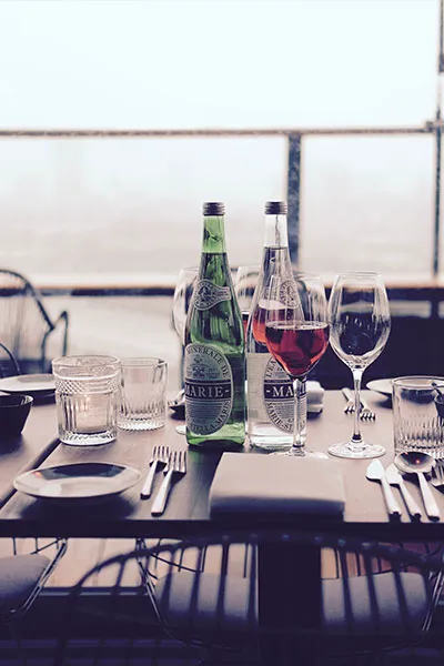 Table setting